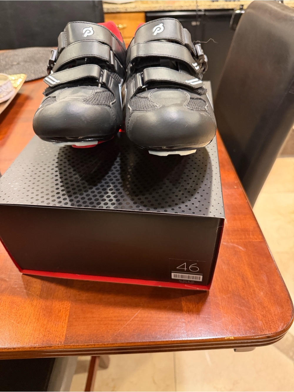 Peloton-style Black Men's Cycling Shoes Secure Buckle Straps clip to bike 12